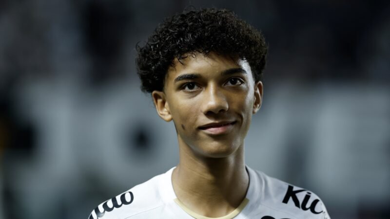 Itália mira naturalização de Robinho Jr para defender seleção, diz jornal