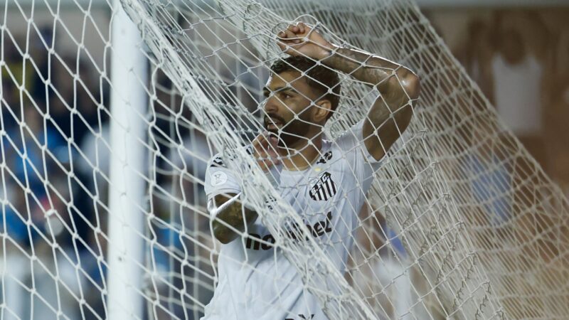 Atuações: Santos cria, Gabigol perde chances, e definição de vaga fica para Belém; dê suas notas