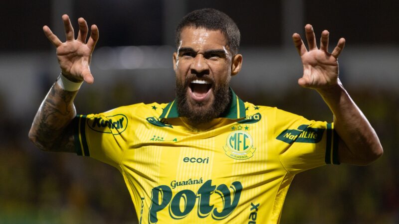Bruno Santos celebra rápida adaptação ao Mirassol: “Nunca imaginei viver um momento como esse”
