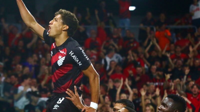 Promessa do Athletico, João Cruz celebra sequência e traça meta por Copa do Mundo de 2030