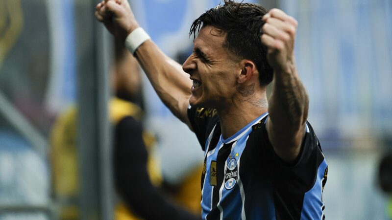 Análise: vitória do Grêmio sobre o São Paulo tem roteiro de cinema para Pavon