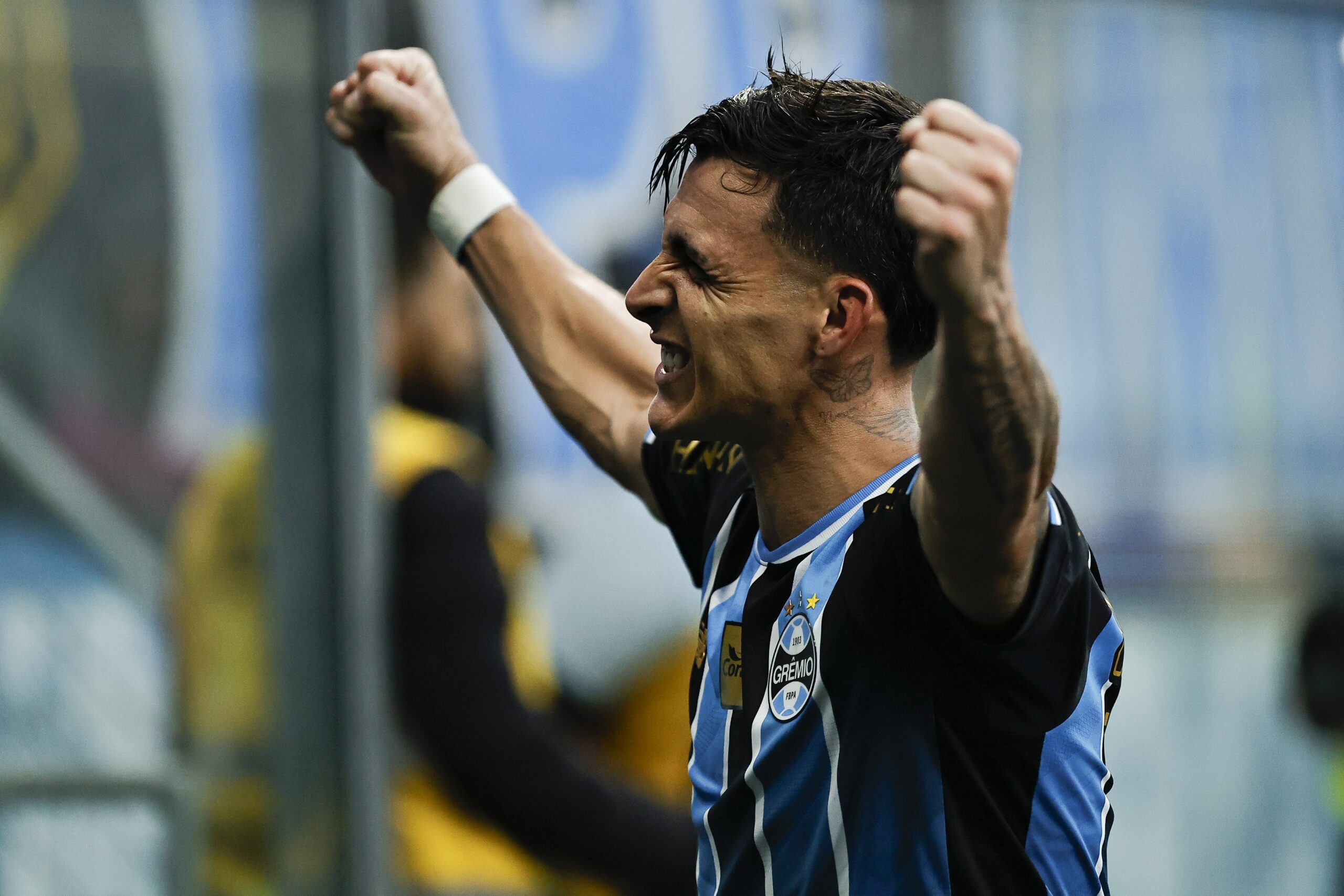 Análise: vitória do Grêmio sobre o São Paulo tem roteiro de cinema para Pavon