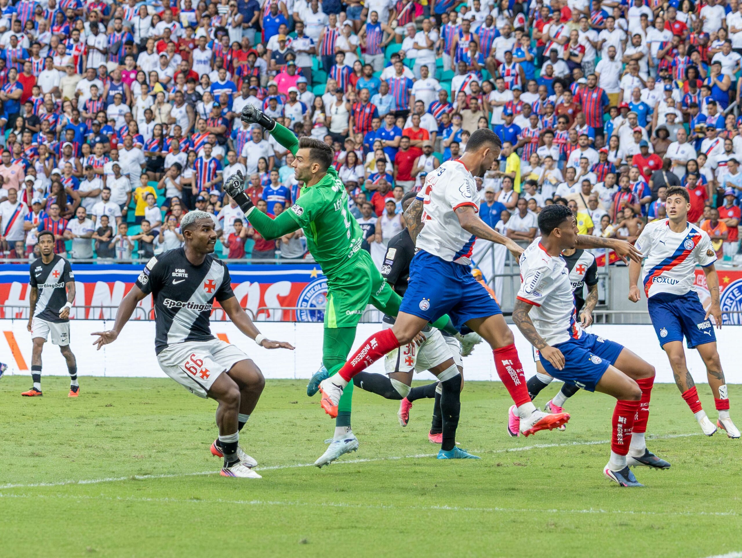 Análise: empate escancara as dificuldades do Bahia para vencer em casa e acende alerta por G-5