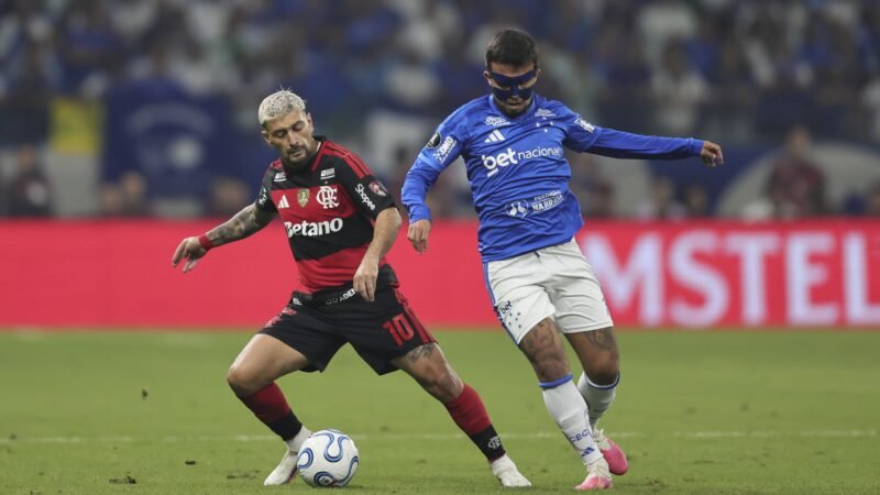 Cruzeiro x Flamengo: Matheus Henrique revela o que árbitro disse em lance com Bruno Henrique; veja