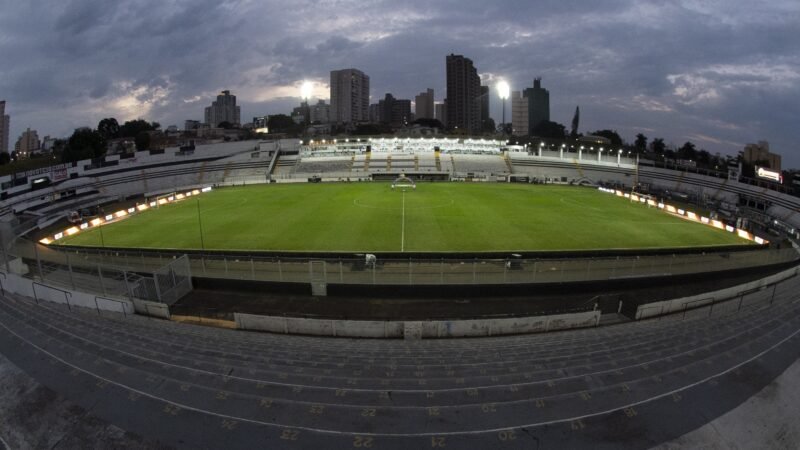 Ponte Preta x Avaí: onde assistir ao vivo, horário e escalações