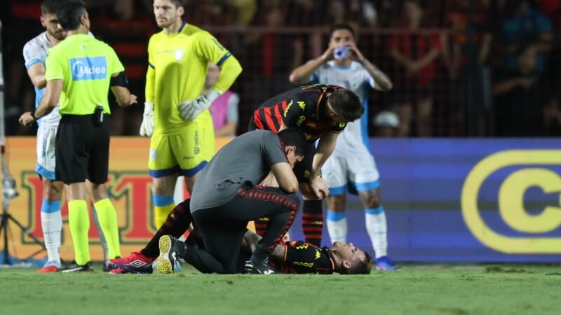 Barletta deixa jogo contra o Londrina lesionado e vai passar por exames no Sport