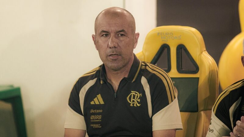 Jardim valoriza evolução do Flamengo, mas mantém pés no chão: “Não somos os melhores do mundo hoje”