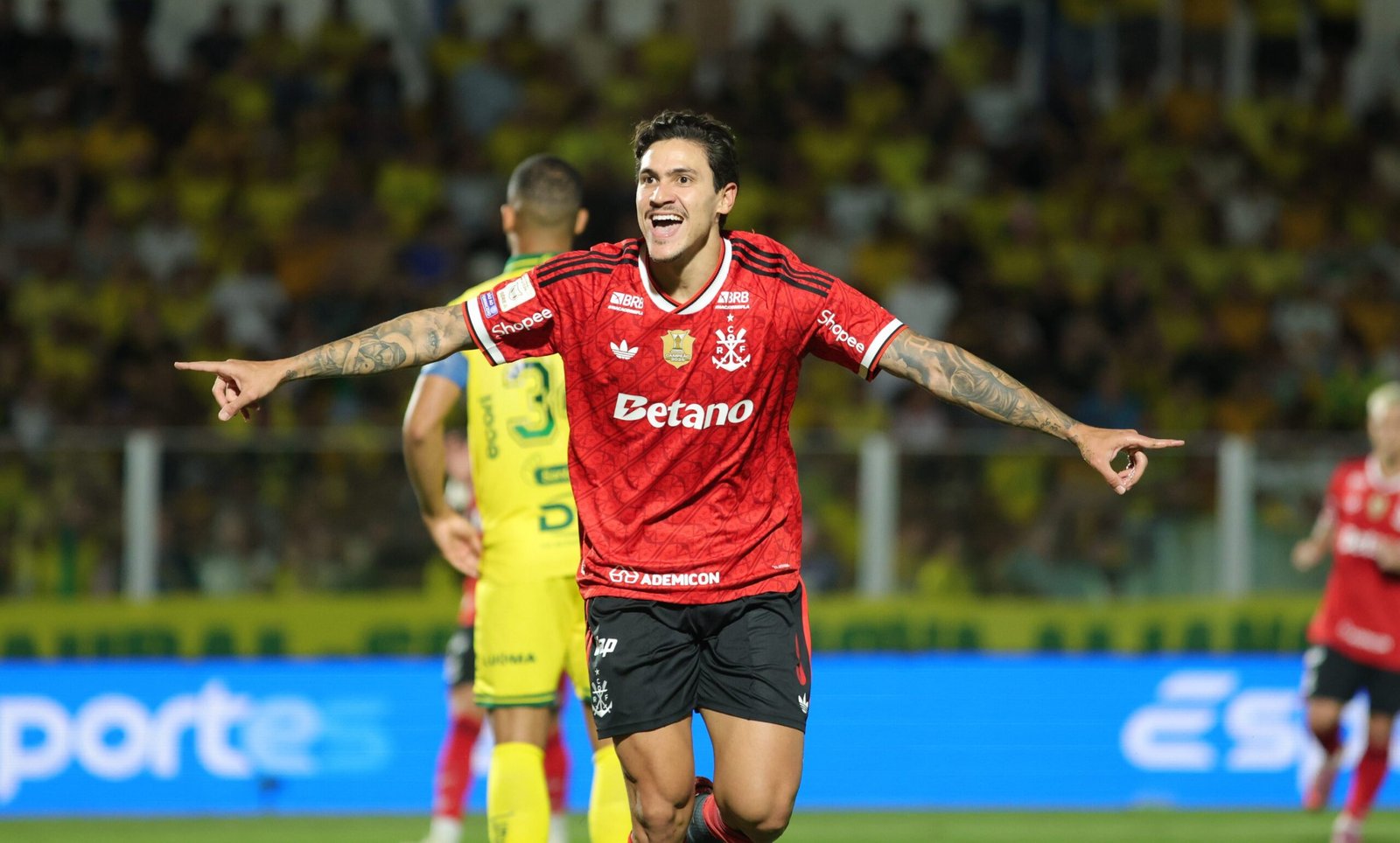 Artilheiro do Brasileirão, Pedro reabre caça a Gabigol para ser o maior goleador do Flamengo na Libertadores