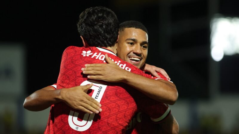 Cartola: Dupla do Flamengo vai bem na #23, e Especialista faz 30 pontos a mais do que os Mais Escalados