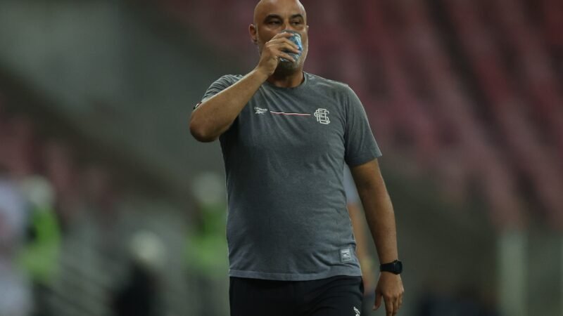Técnico destaca reação do Santa Cruz na Série C e maturidade do time em vitória sobre o Caxias