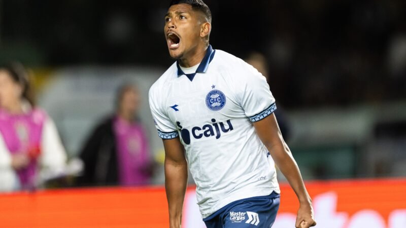 Pedro Rocha vive melhor fase no Coritiba e tenta repetir “lei do ex”