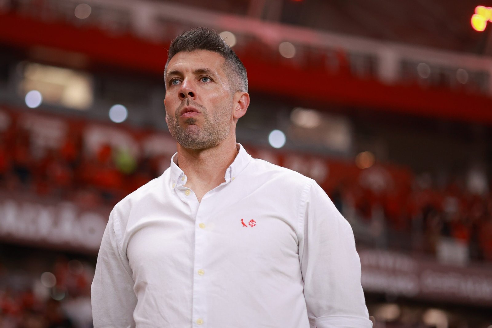 Pezzolano explica mudanças no Inter no Gre-Nal e comenta atraso em pagamentos: “Não é desculpa”