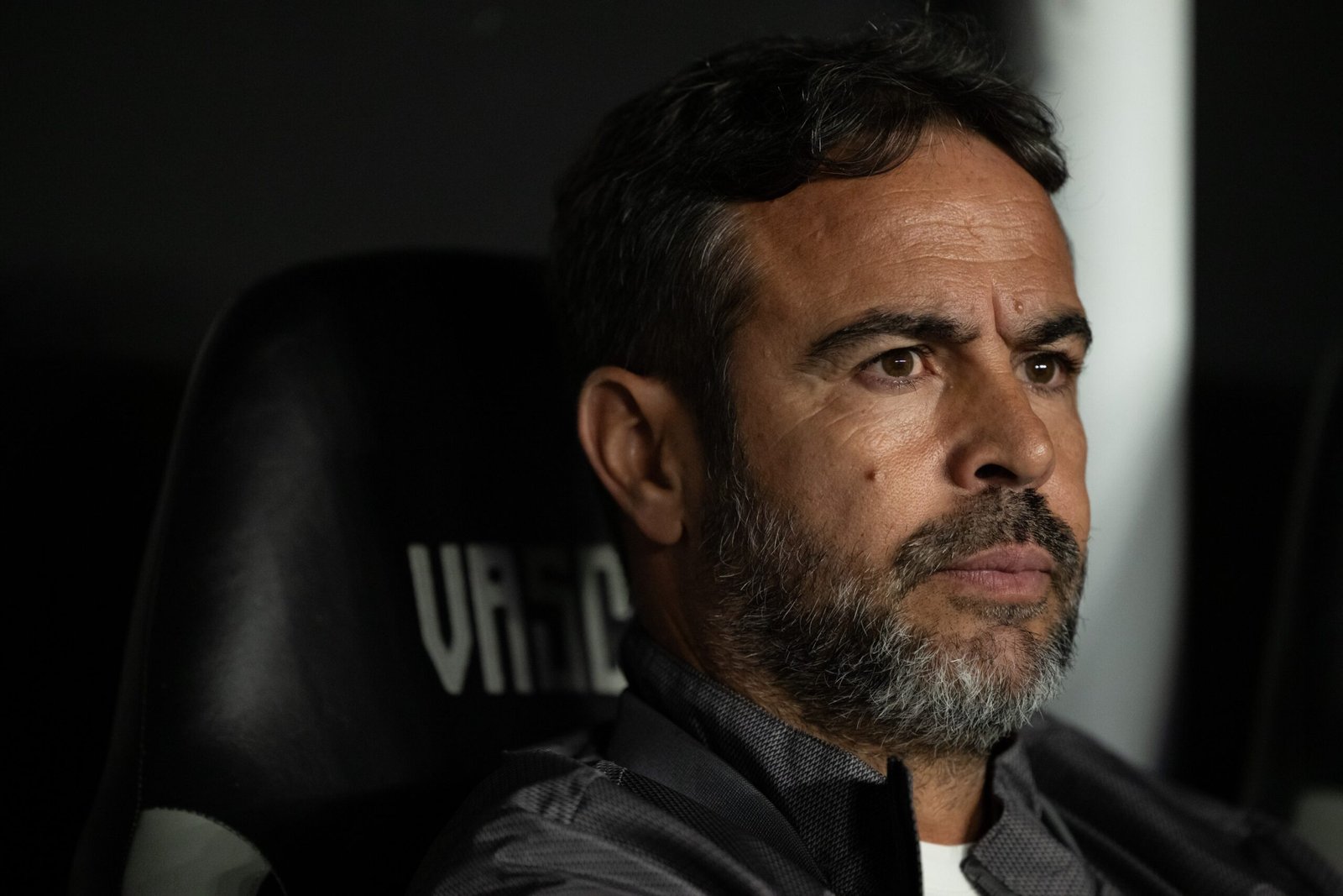 Artur Jorge faz cobrança no Cruzeiro antes de clássico: “Temos que ser mais intensos”