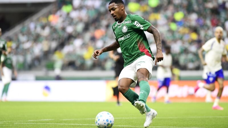 Allan já desfalca Palmeiras contra Santos e viaja nesta semana para reforçar o Manchester City