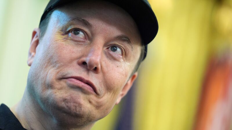 Musk perde R$ 1,8 trilhão em um mês, mas segue como pessoa mais rica do mundo; veja ranking