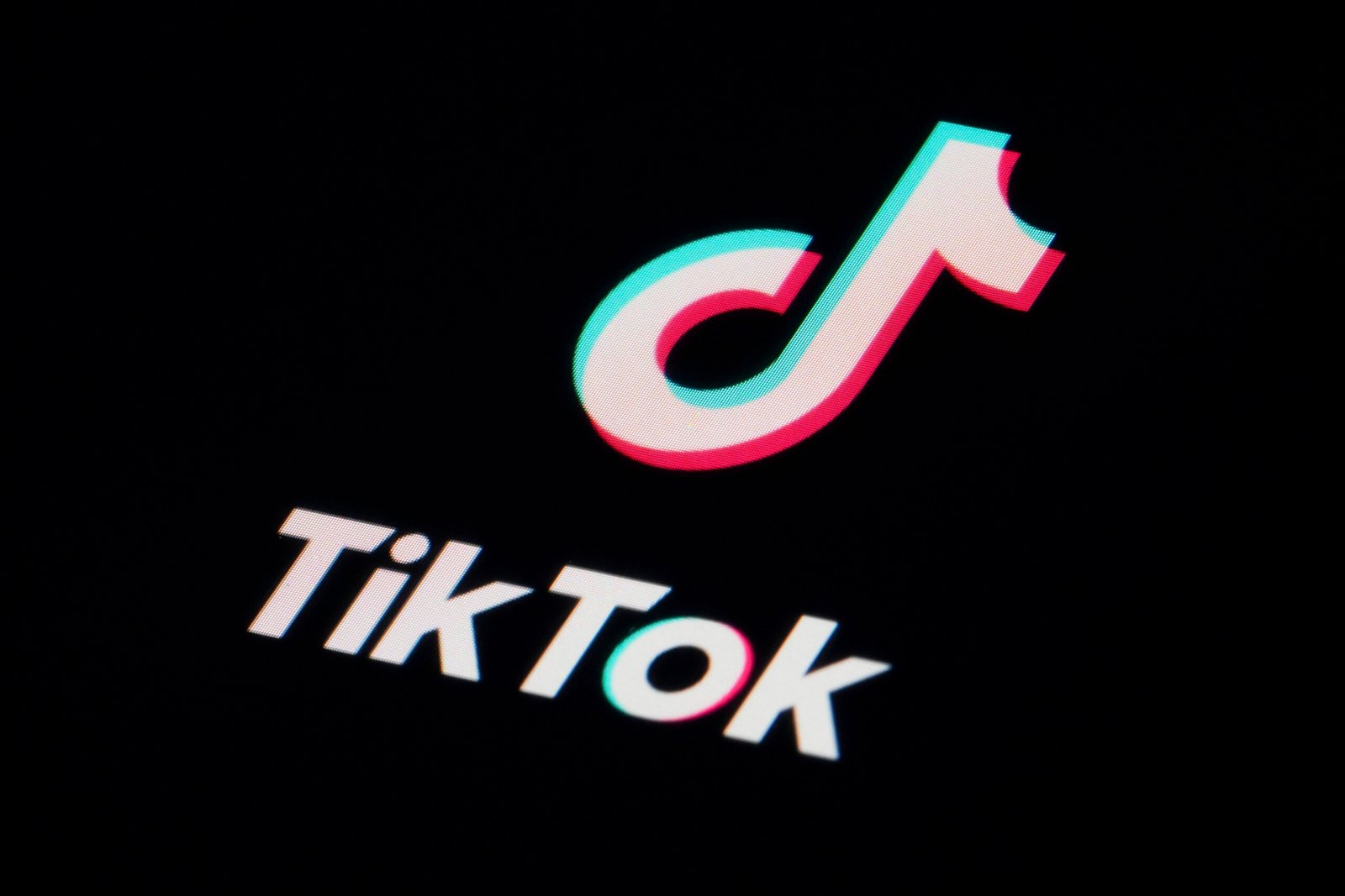 Dona do TikTok assina acordo sobre direitos autorais de IA com grupo de Hollywood