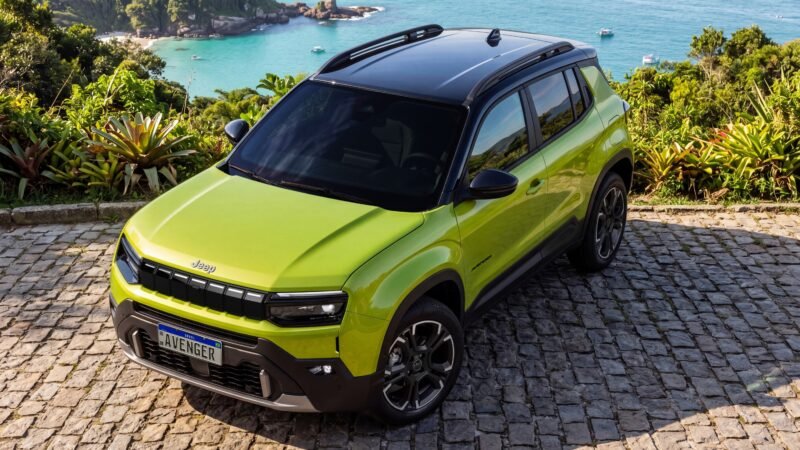 Jeep lança o Avenger nesta quarta, mirando disputa entre SUVs compactos; veja o que se sabe