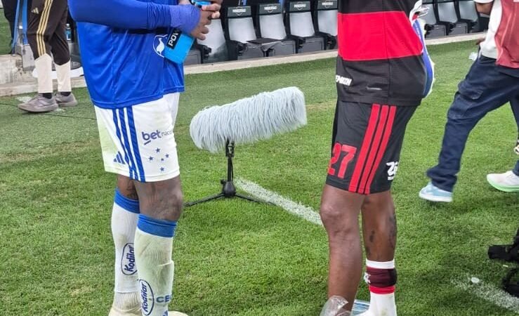 Bruno Henrique valoriza empate do Flamengo e revela preocupação com tornozelo: “Estou com muita dor”