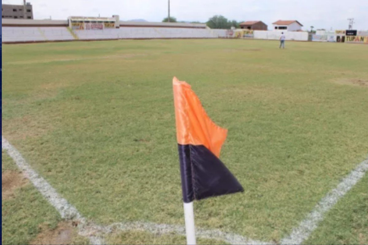 Presidente do Serra Talhada explica desistência de vaga no Campeonato Pernambucano