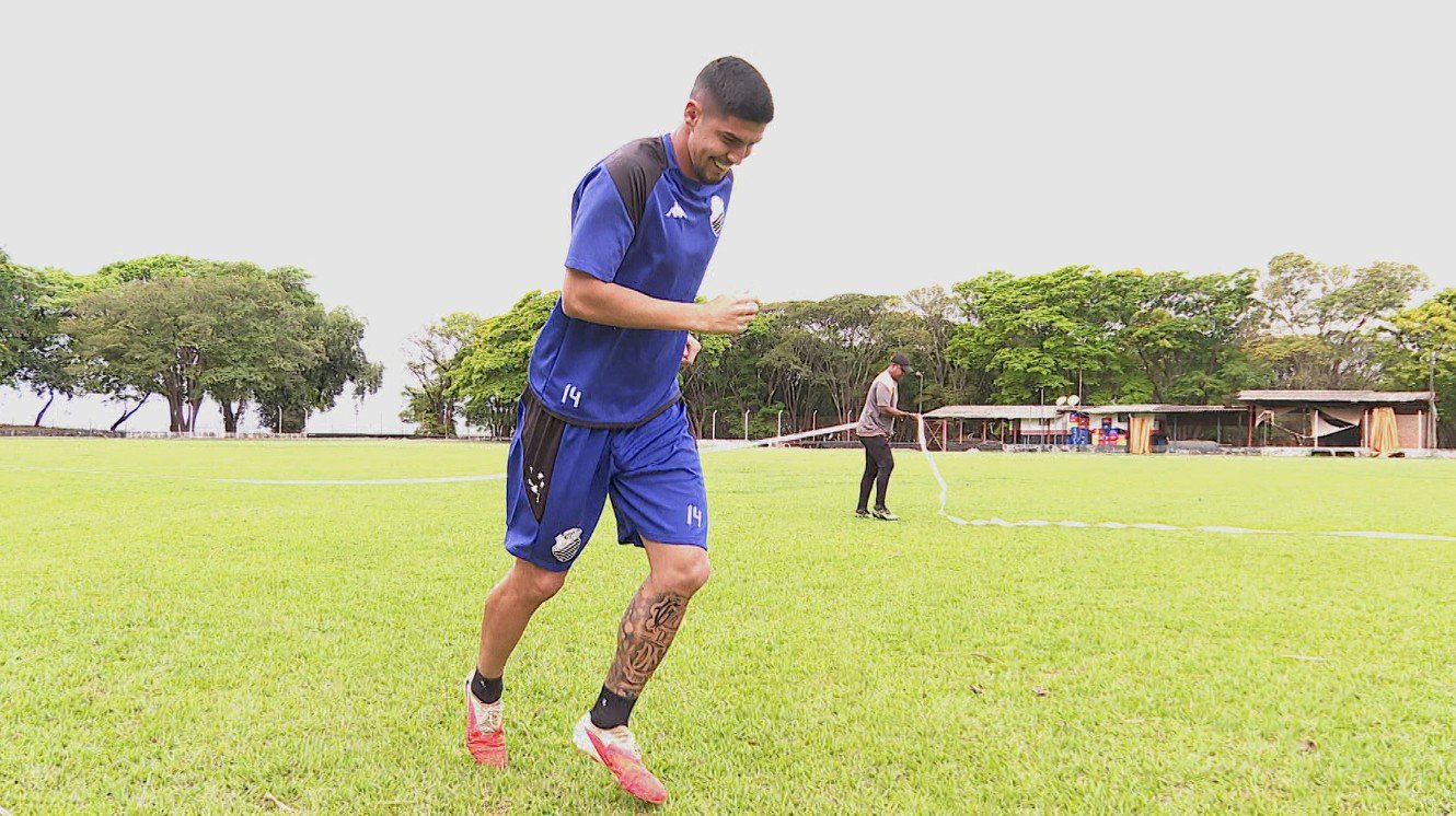Comercial contrata lateral-esquerdo Raphael Pereira para sequência na Copa Paulista