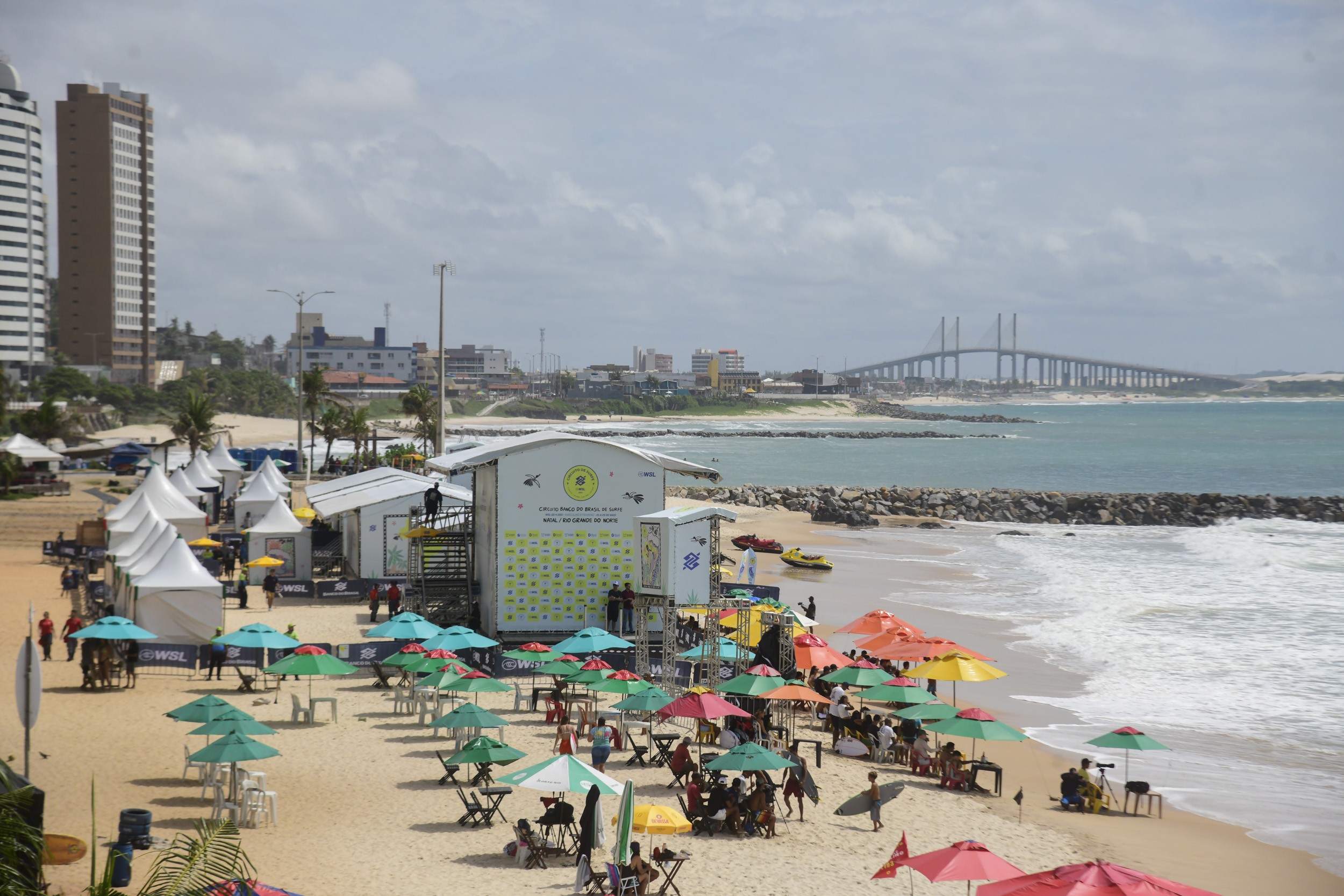 Natal reforça tradição no surfe com nova etapa do Qualifying Series