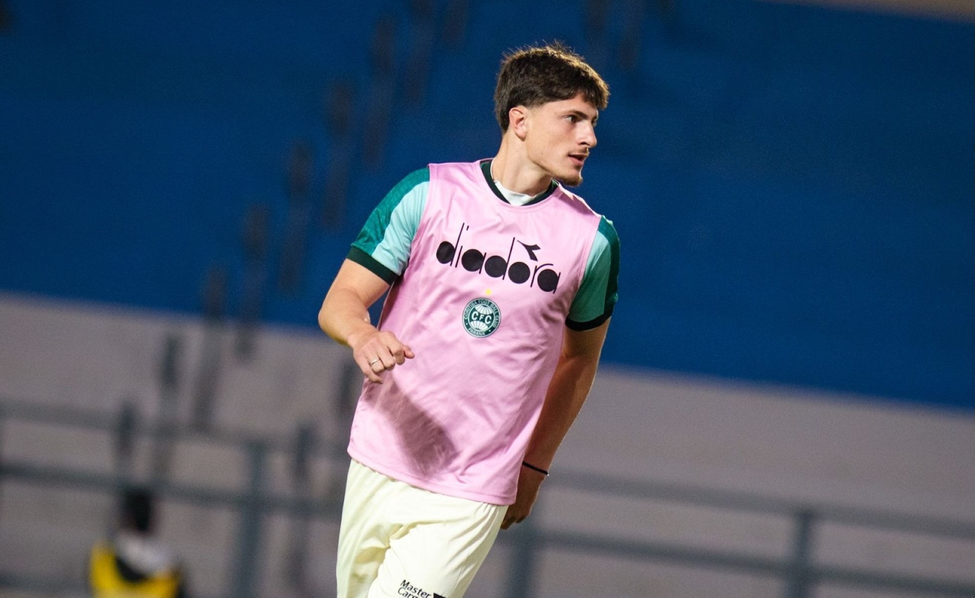 Tiago Cóser valoriza preparação e confiança para reação do Coritiba: “Apresentar nosso melhor futebol”