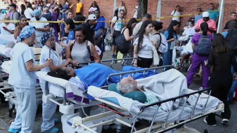 Colômbia enfrenta colapso hospitalar e toques de recolher após terremoto de magnitude 7,4