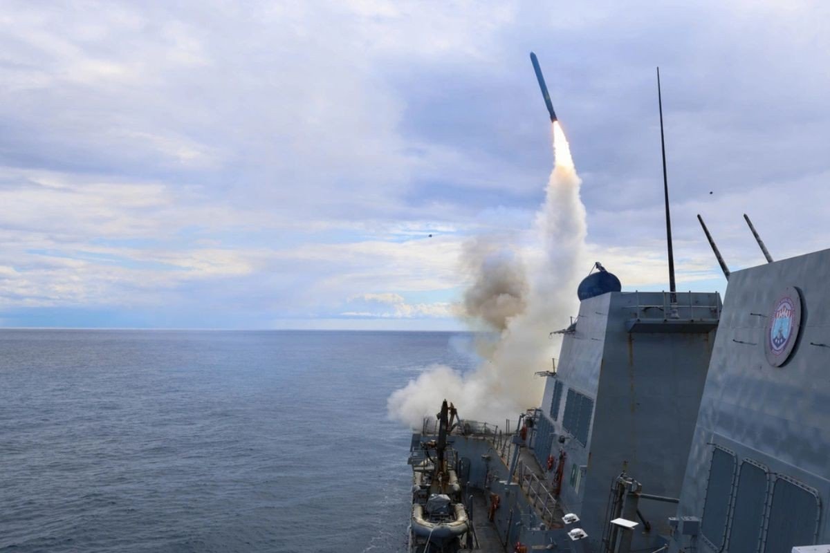 Governo Trump anuncia produção ‘acelerada’ de US$ 23 bilhões em novos mísseis Tomahawk