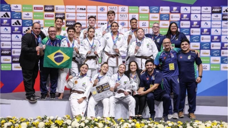 Giovanna Imhof conquista prata por equipes no Mundial de Judô Cadete