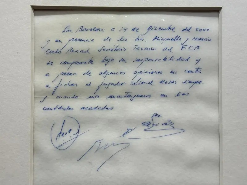 Morre Jorge Messi: a história do guardanapo em que o pai de Messi assinou com o Barcelona o acordo que mudou o futebol