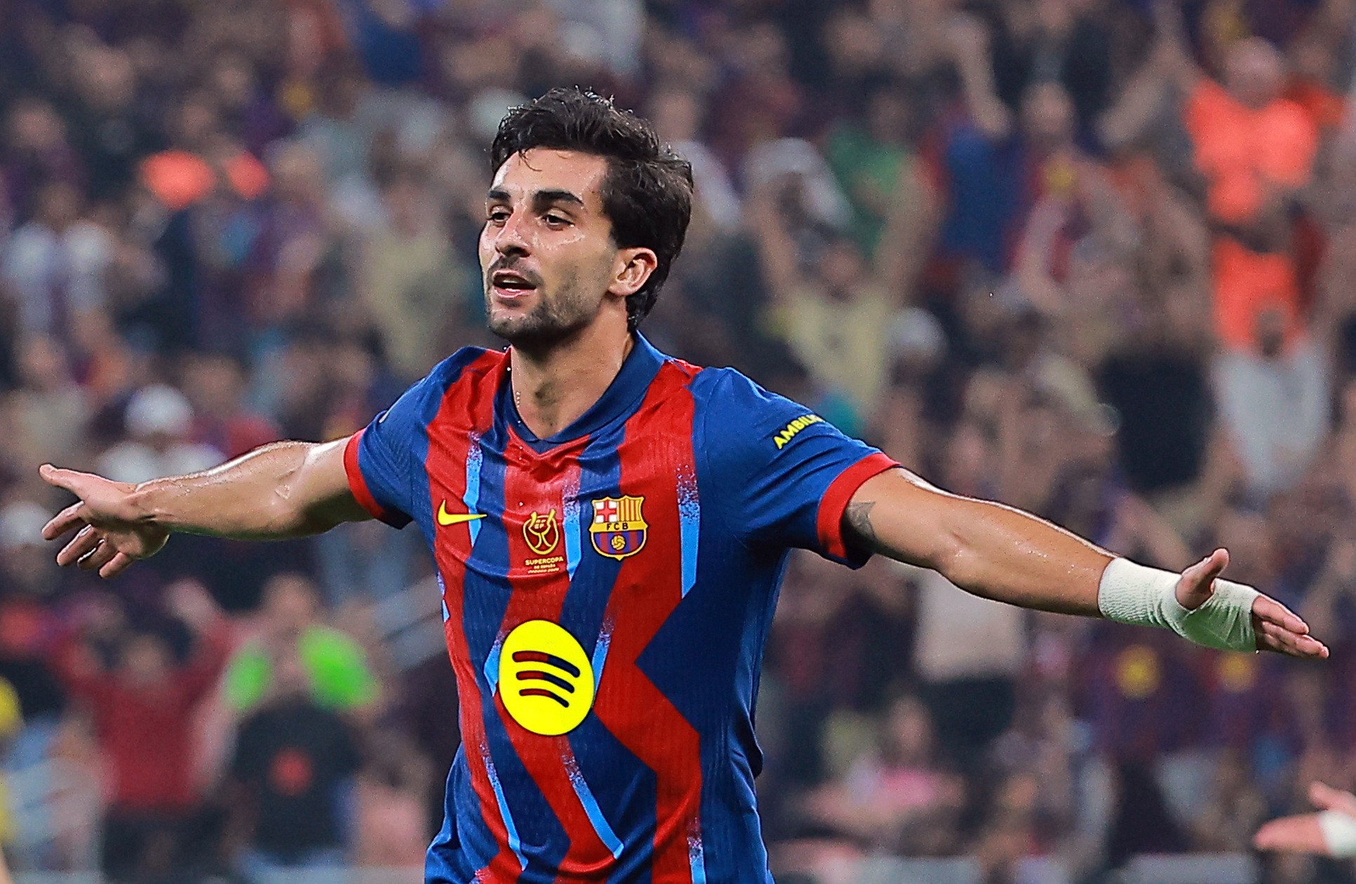 Herói da Espanha na Copa manda recado ao Barcelona: “Tem que mostrar que me quer”
