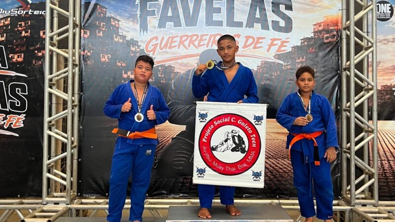 Atos Jiu-Jitsu conquista o título por equipes da Copa das Favelas
