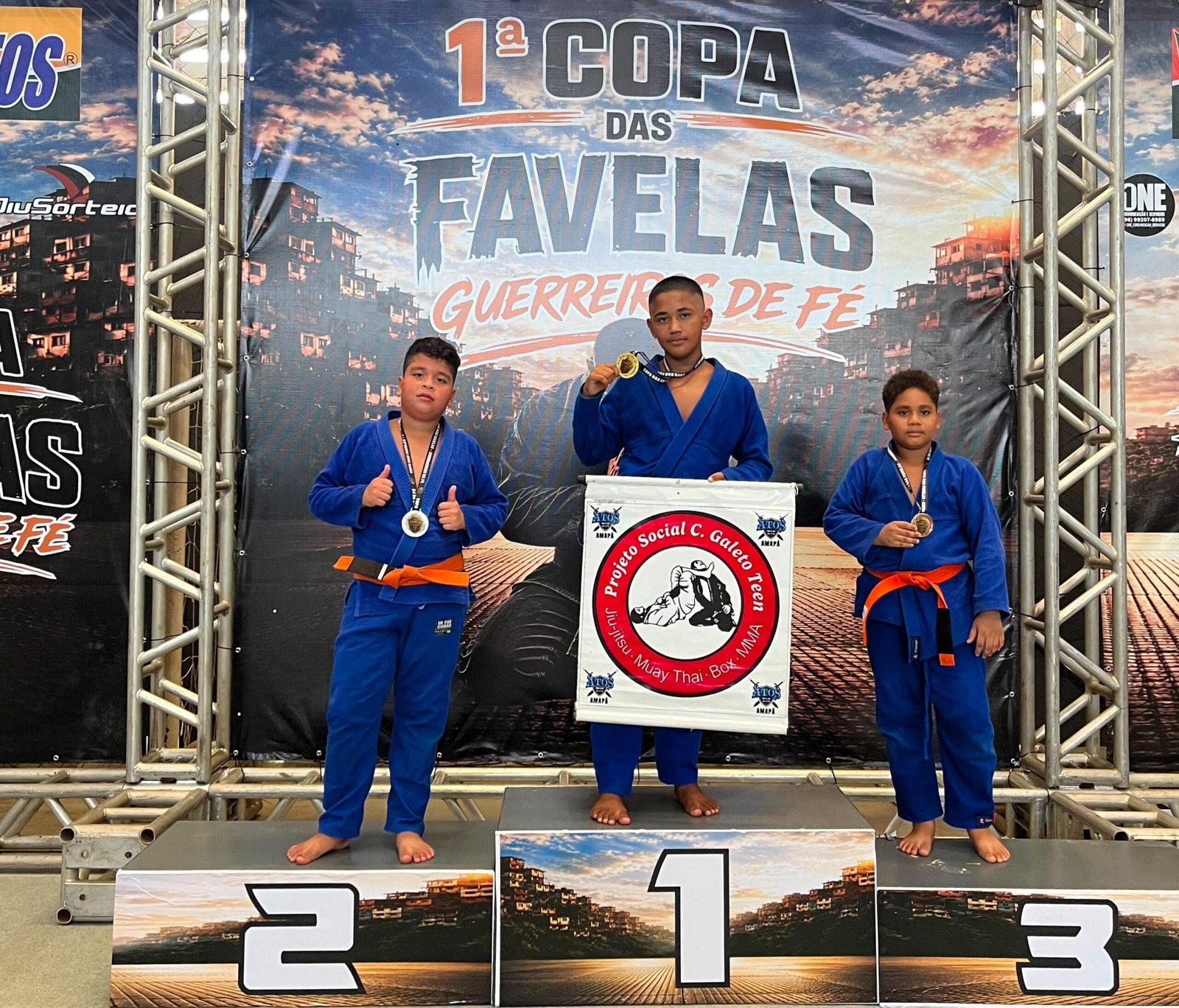 Atos Jiu-Jitsu conquista o título por equipes da Copa das Favelas
