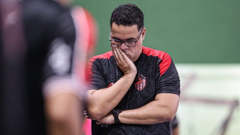 São José tenta virar a chave no Brasileiro de Futsal após saída do técnico Bastos