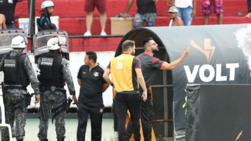 Rival do Santa em jogo decisivo, Anápolis vive ascensão com técnico que teve polêmica no Arruda