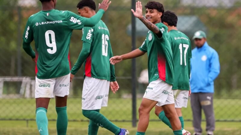 Palmeiras disputa torneio sub-20 com regras inusitadas; veja o que muda