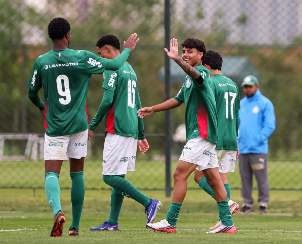 Palmeiras disputa torneio sub-20 com regras inusitadas; veja o que muda
