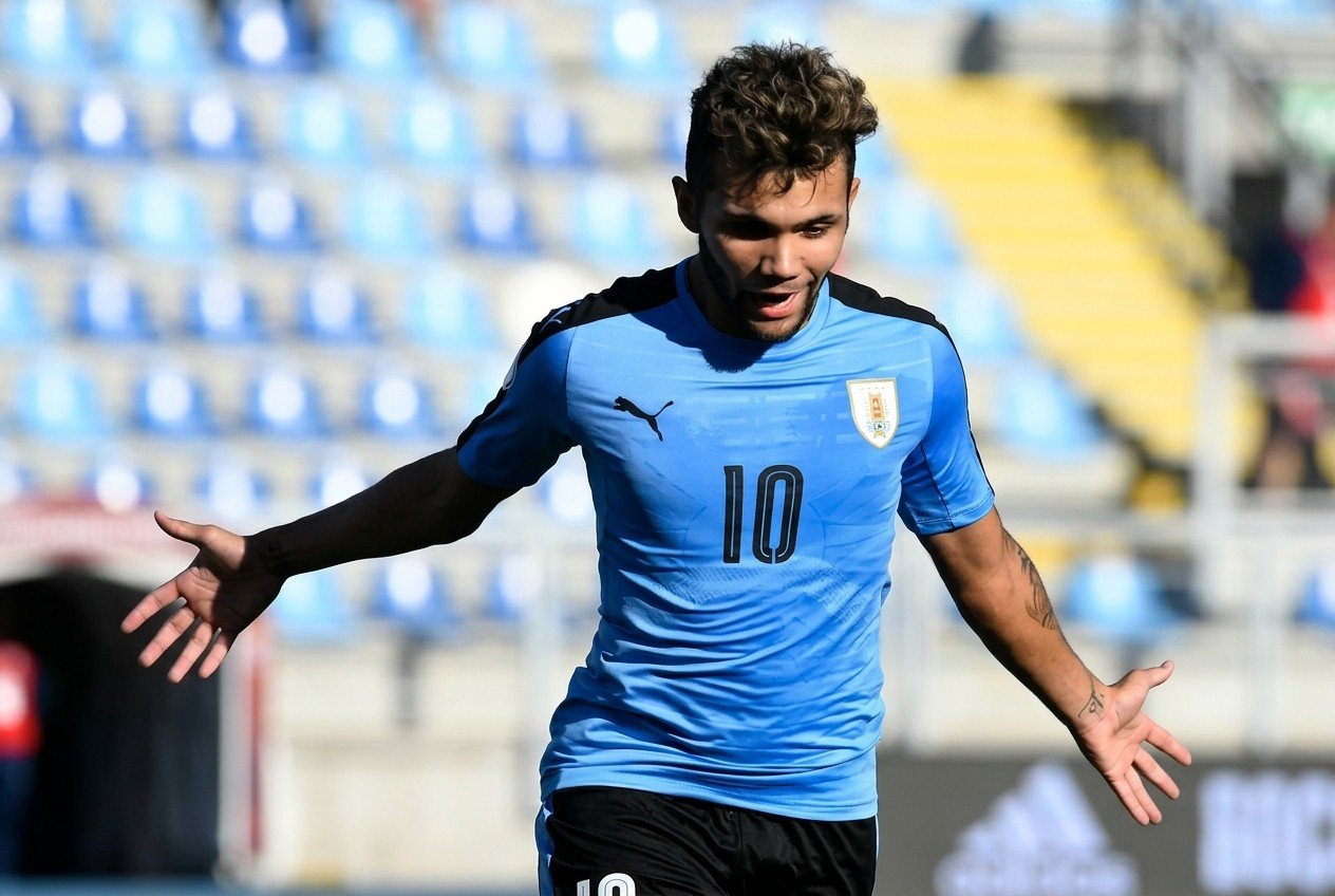 De sucessor de Suárez e Cavani a artilheiro da Série C: conheça Nico Schiappacasse