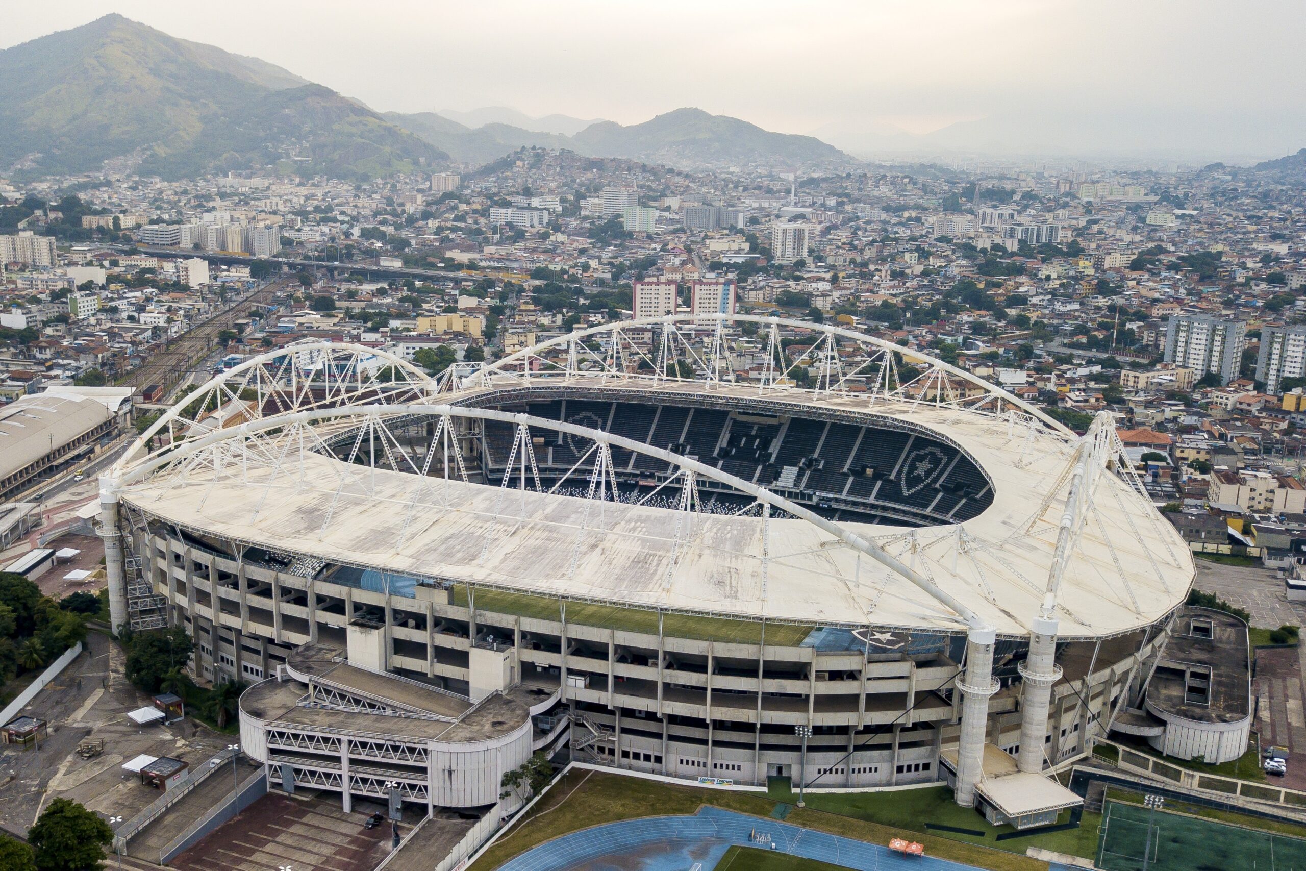 Botafogo x Fluminense: onde assistir ao vivo, horário e escalações