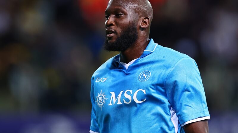 Com Gabriel Jesus na mira, Napoli acerta venda de Lukaku ao Fenerbahçe