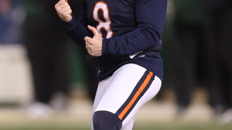 Cairo Santos anota dez pontos em estreia dos Bears na pré-temporada da NFL