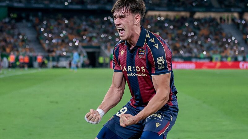 Conheça Carlos Espí, atacante que chega ao Real Madrid e deve disputar posição com Endrick