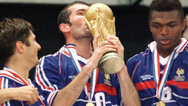 Governo da França suspendeu antidopings na seleção antes da Copa de 98, admite ex-ministra