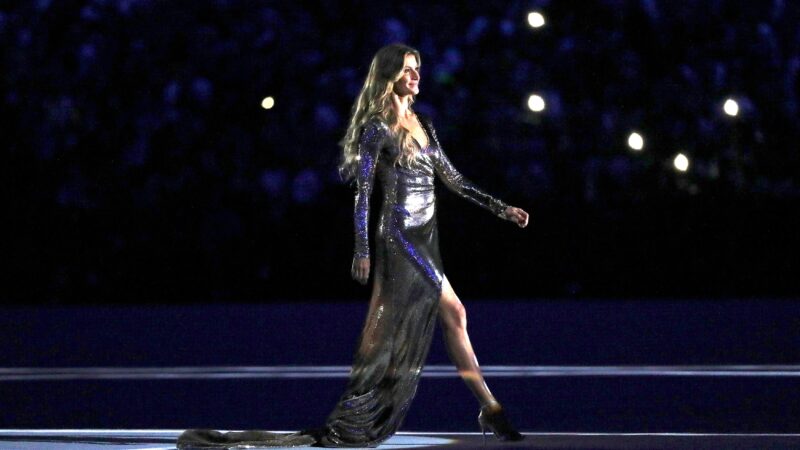 Estilista diz que Gisele Bündchen chegou ao Maracanã de mototáxi para abertura da Rio 2016