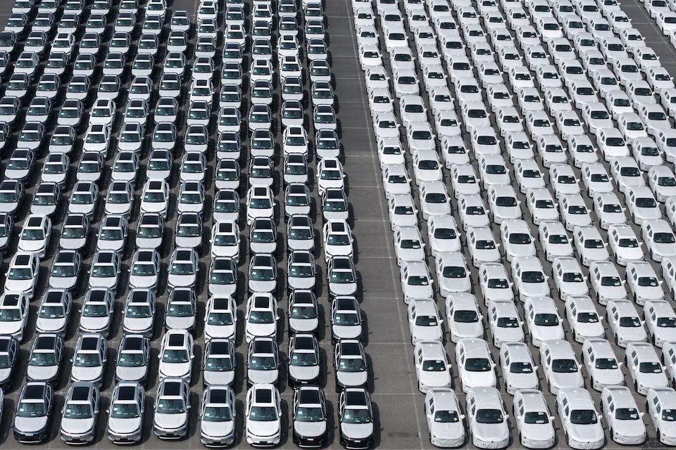 China faz maior recall de carros da história por risco com maçanetas embutidas