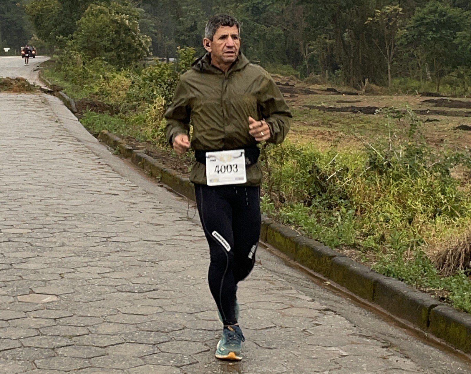 Ultramaratonista de 59 anos mapeia rota para correr 7.200 km pelo Brasil