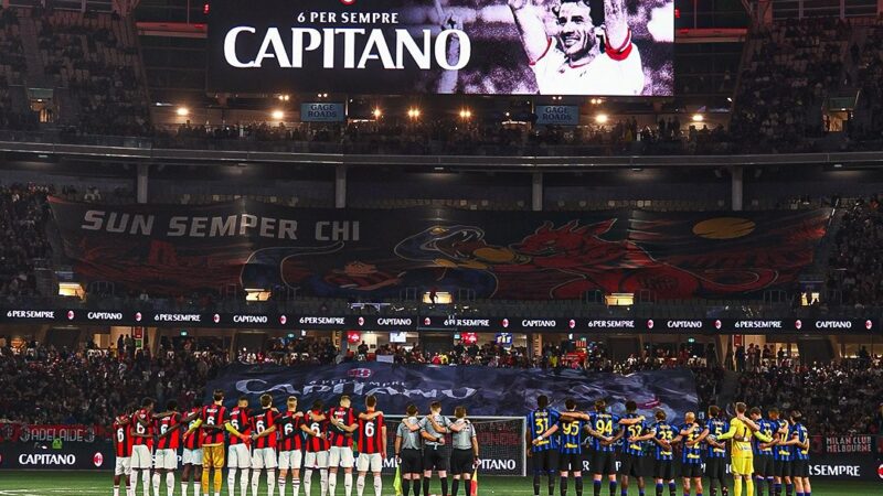 Milan e Inter prestam homenagem a Baresi antes de clássico amistoso na Austrália