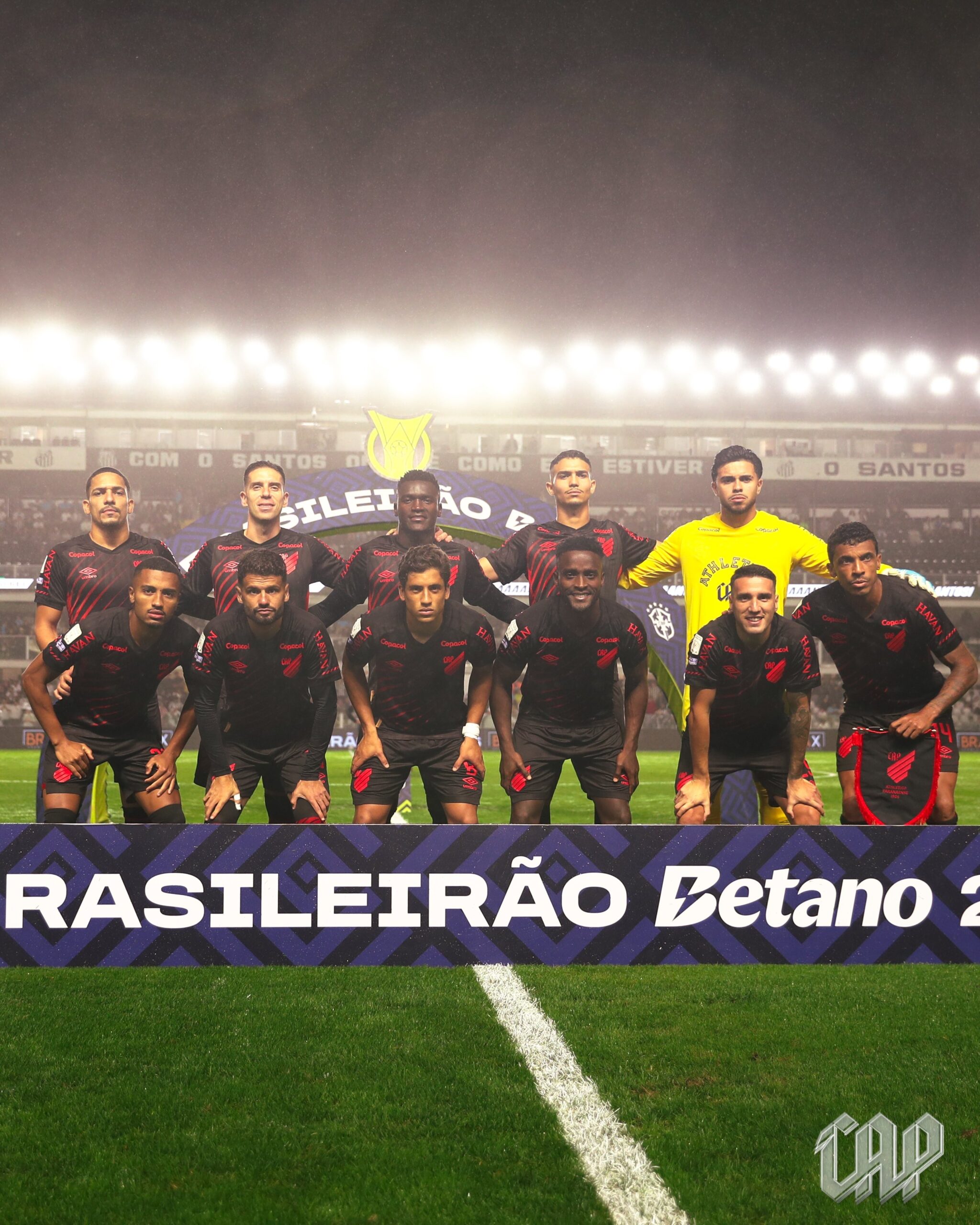 Análise: Athletico prova que queda na Copa do Brasil ficou para trás ao vencer o Santos com maturidade