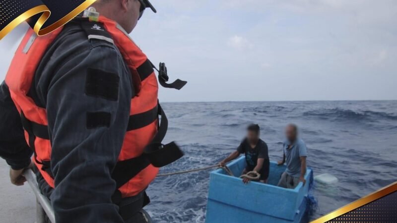 VÍDEO: Pescadores são resgatados após passar 5 dias à deriva no Pacífico dentro de caixa térmica
