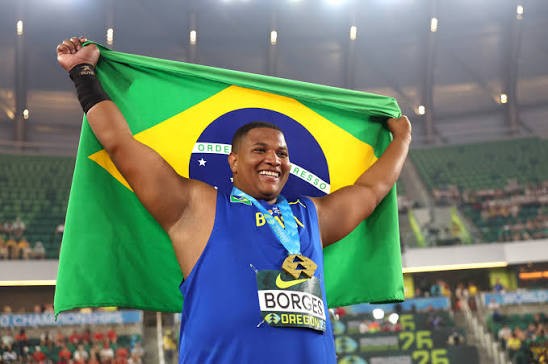 Darlan Romani parabeniza Alessandro Borges por título mundial sub-20: “Promissor”